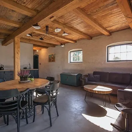 Holiday home Do Gory Kolami *
