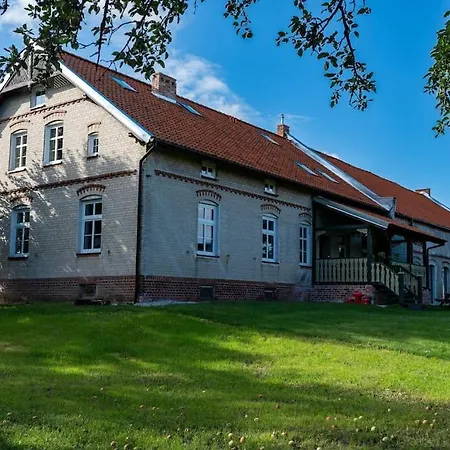 Holiday home Do Gory Kolami *